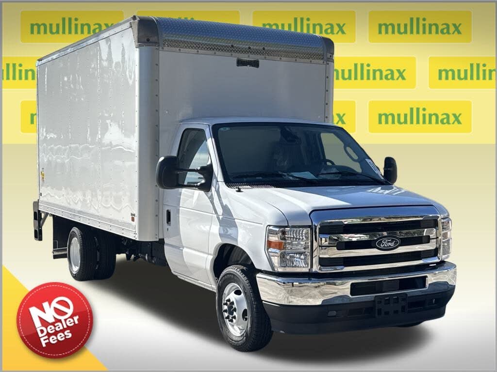 2026 Ford E-Series Chassis E-350 SD Cutaway 138 RWD