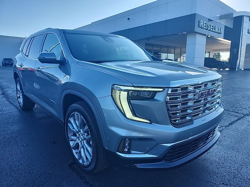 2026 GMC Acadia Denali AWD