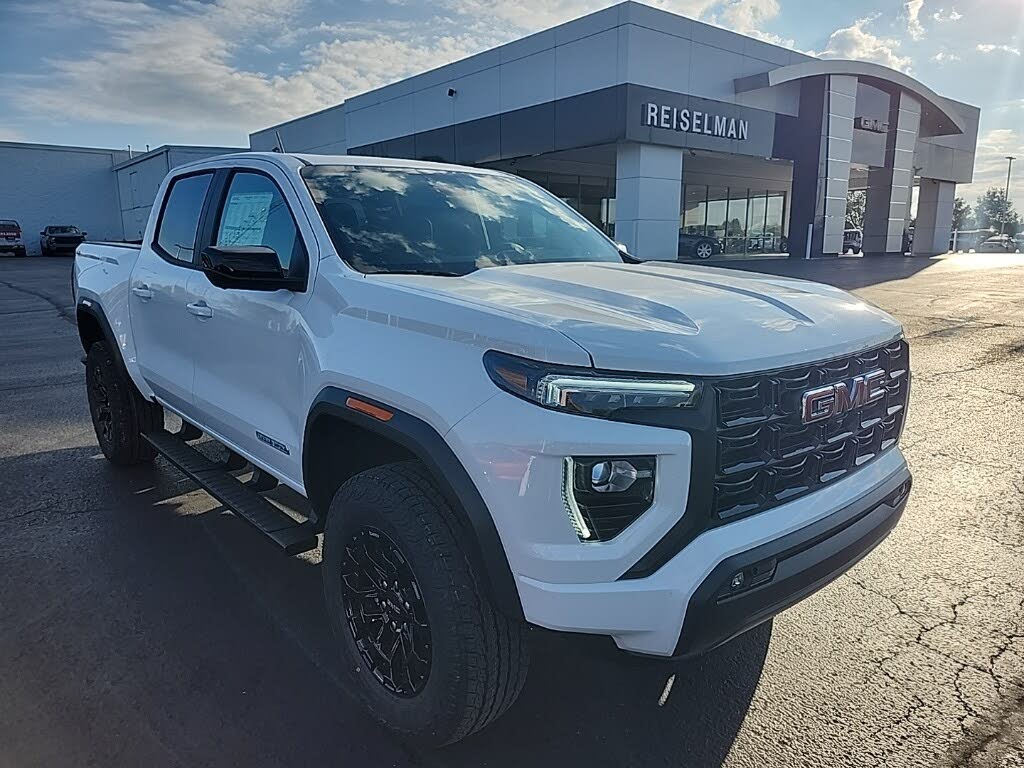 2026 GMC Canyon Elevation Crew Cab 4WD