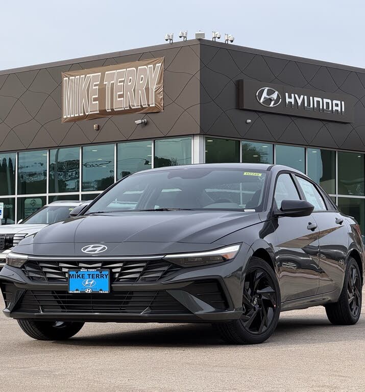 2026 Hyundai Elantra SEL Sport FWD