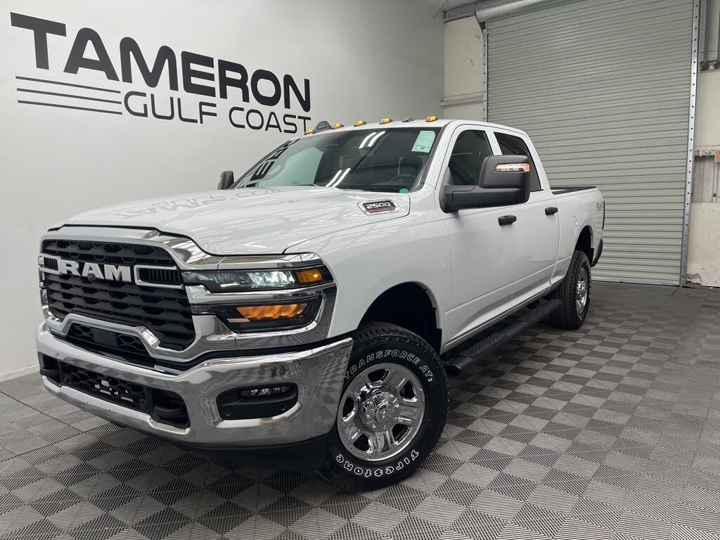 2026 RAM 2500 Tradesman Crew Cab 4WD