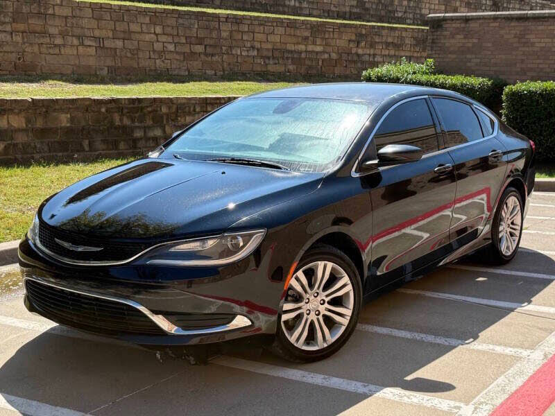 2016 Chrysler 200 Limited Sedan FWD
