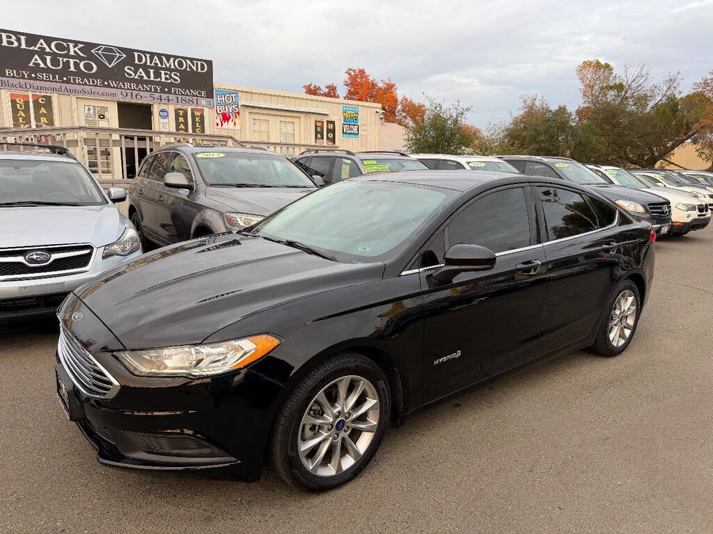 2017 Ford Fusion Hybrid S FWD