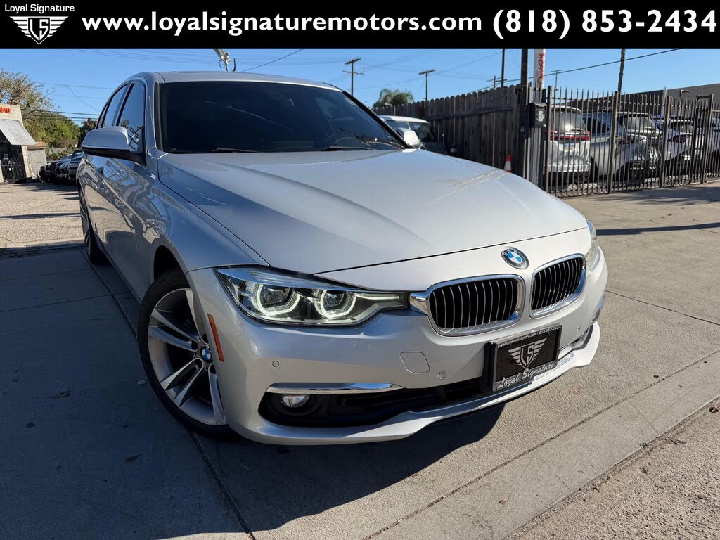 2018 BMW 3 Series 330i Sedan RWD