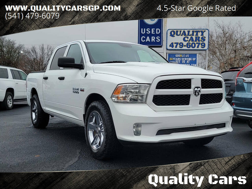 2018 RAM 1500 Express Crew Cab RWD