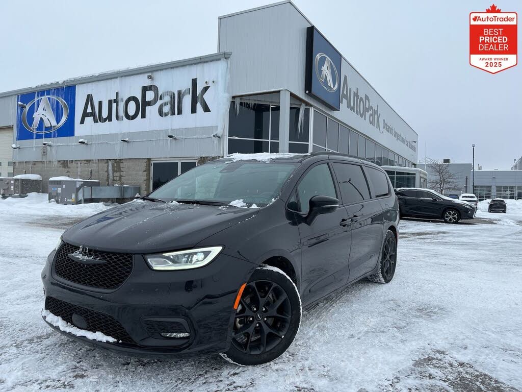 Chrysler Pacifica Touring L FWD 2024