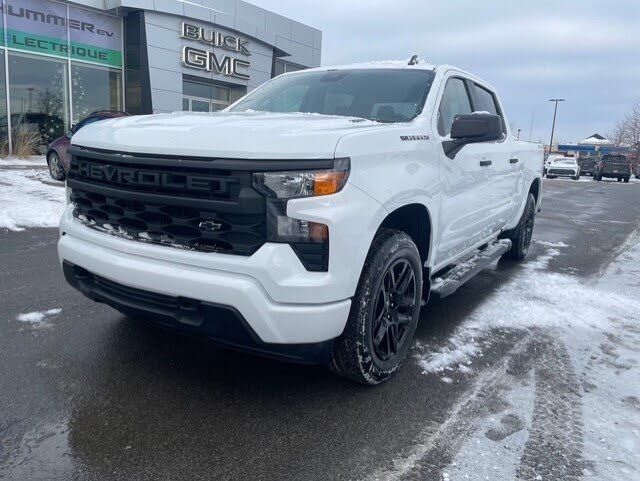 2025 Chevrolet Silverado 1500 Custom Crew Cab 4WD