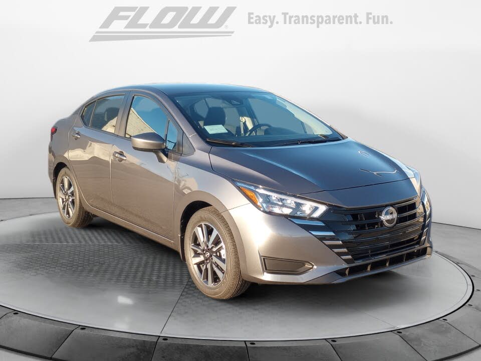 2025 Nissan Versa SV FWD