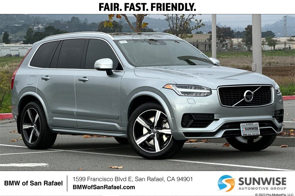 2019 Volvo XC90 Hybrid Plug-in T8 R-Design eAWD
