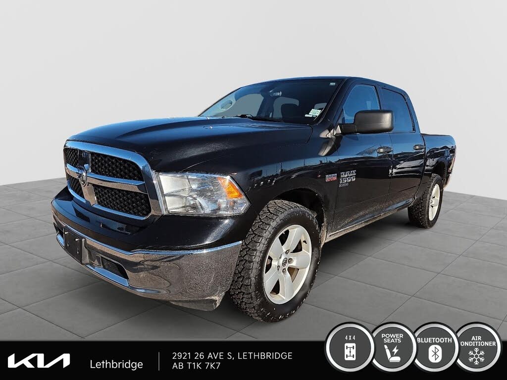 RAM 1500 Classic SLT Crew Cab 4WD 2022