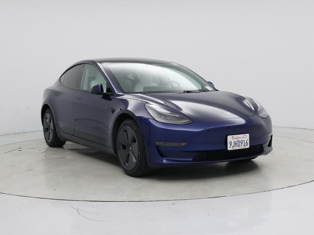 2023 Tesla Model 3 RWD