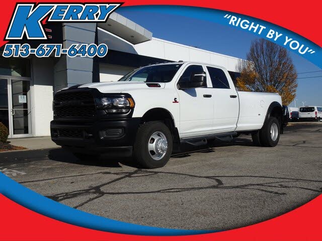 2024 RAM 3500 Tradesman Crew Cab LB DRW 4WD