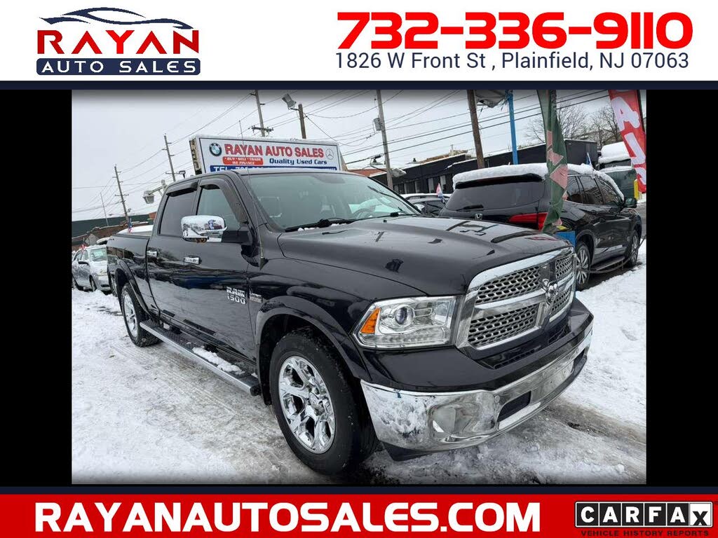 2017 RAM 1500 Laramie Crew Cab 4WD