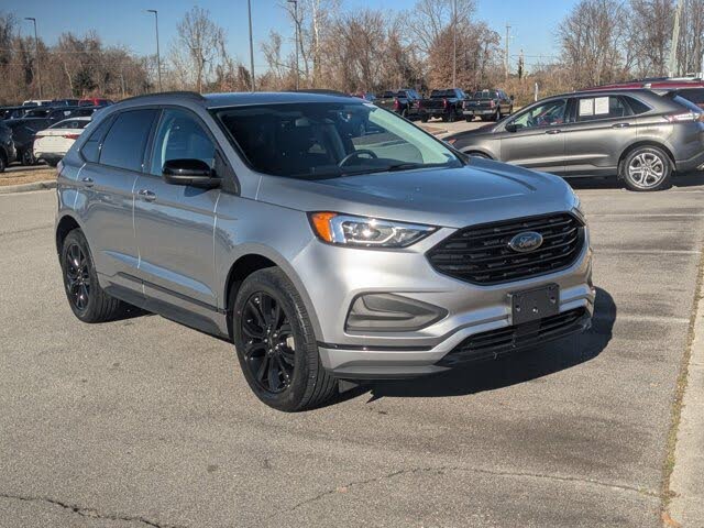 2022 Ford Edge SE AWD