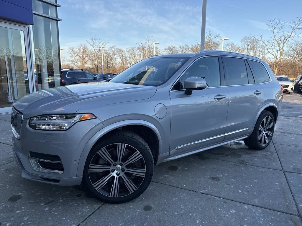 2023 Volvo XC90 Recharge T8 Plus Bright Theme 7-Passenger eAWD