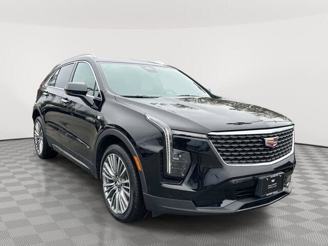 2024 Cadillac XT4 Premium Luxury AWD