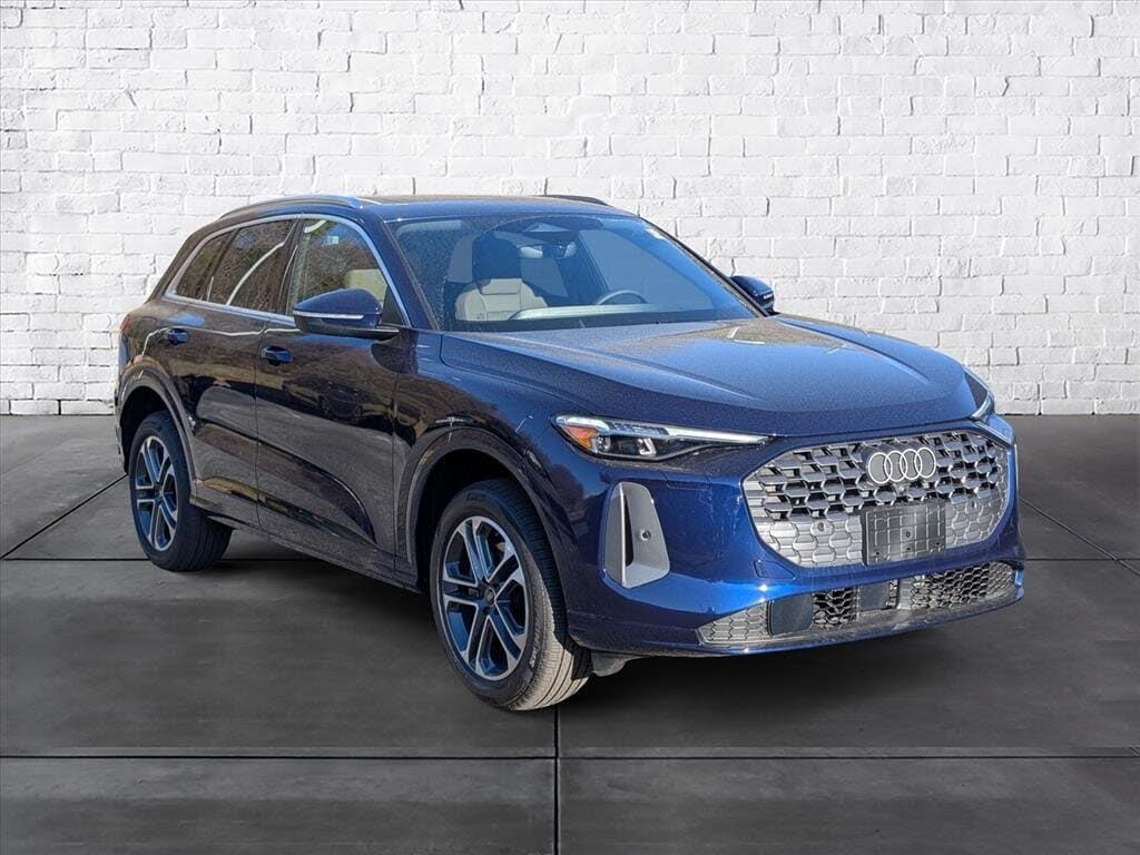 2025 Audi Q5 quattro Premium Plus 40 TFSI