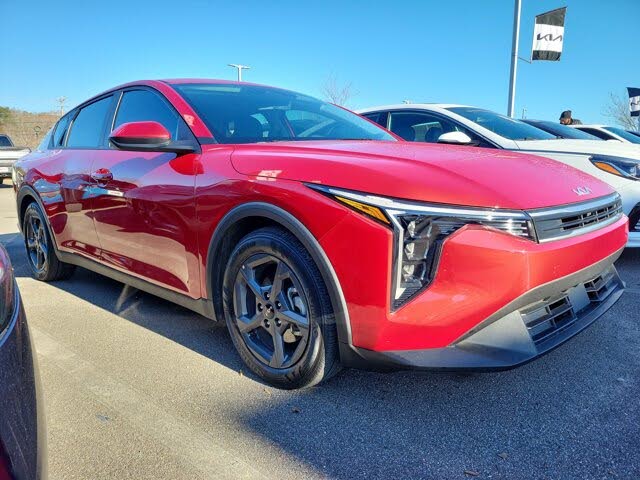 2025 Kia K4 LXS FWD