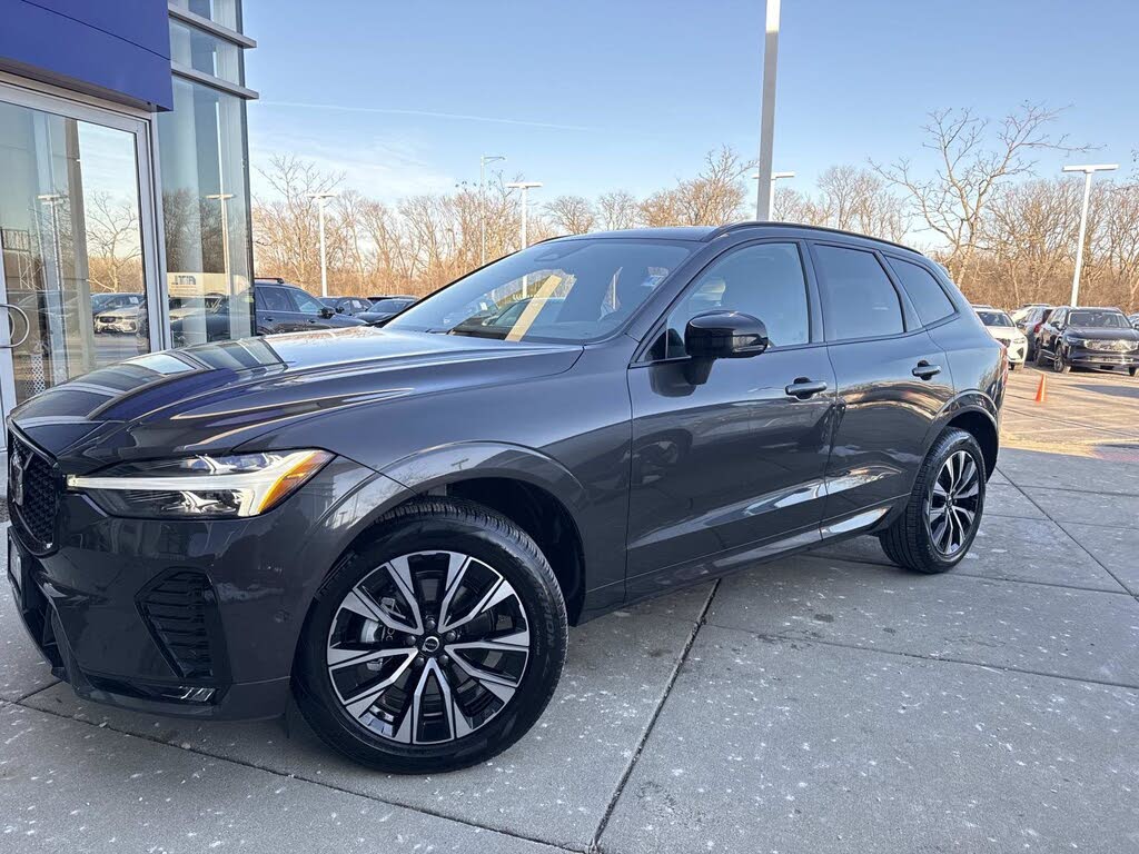 2025 Volvo XC60 B5 Plus Dark Theme AWD