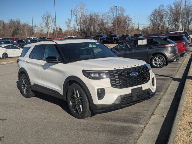 2026 Ford Explorer ST AWD