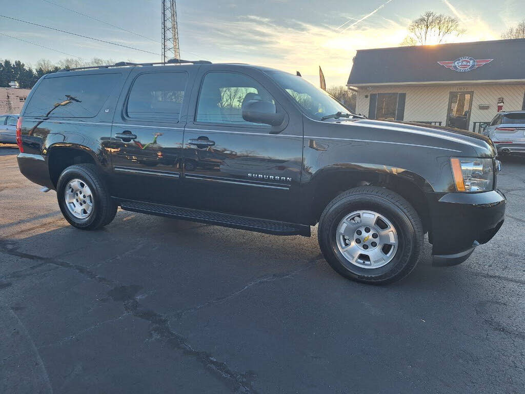 2013 Chevrolet Suburban 1500 LT 4WD