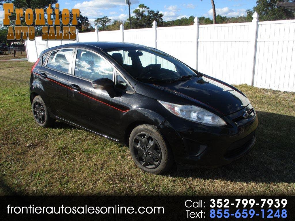 2013 Ford Fiesta SE Hatchback
