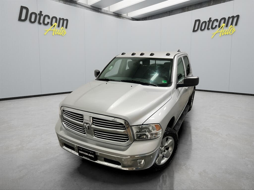 2016 RAM 1500 SLT Crew Cab 4WD