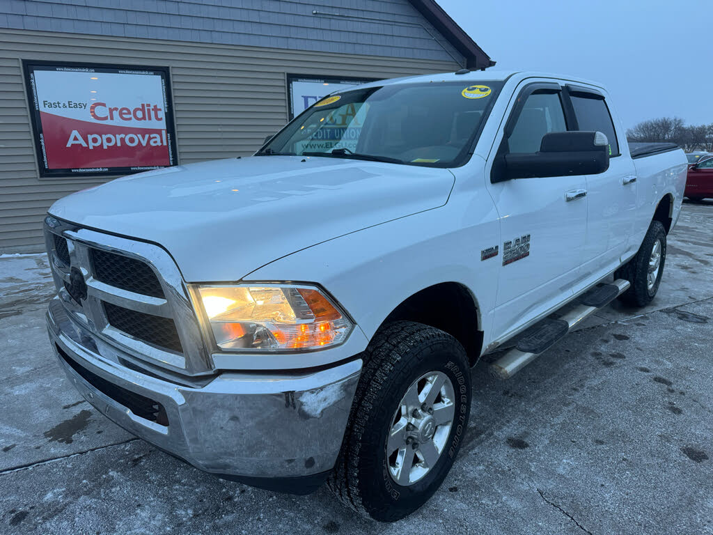 2016 RAM 2500 SLT Crew Cab 4WD