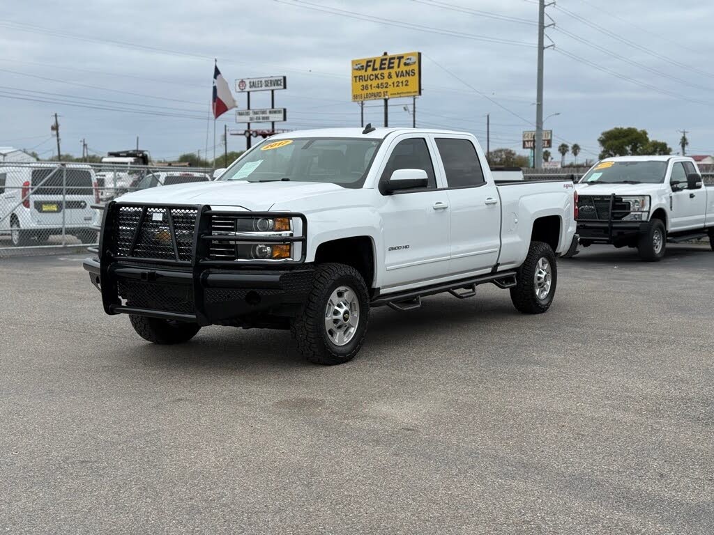 2017 Chevrolet Silverado 2500HD LT Crew Cab 4WD