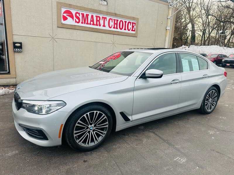 2018 BMW 5 Series 530i Sedan RWD
