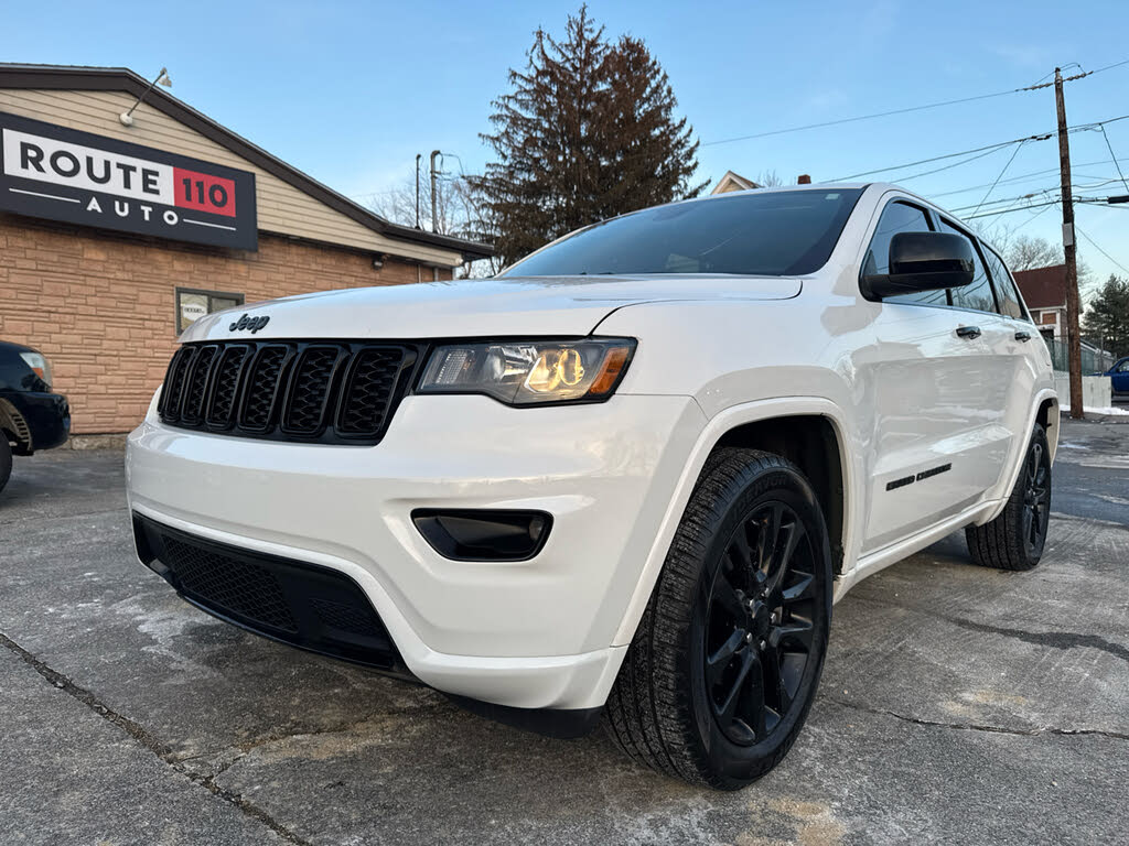 2018 Jeep Grand Cherokee Altitude 4WD