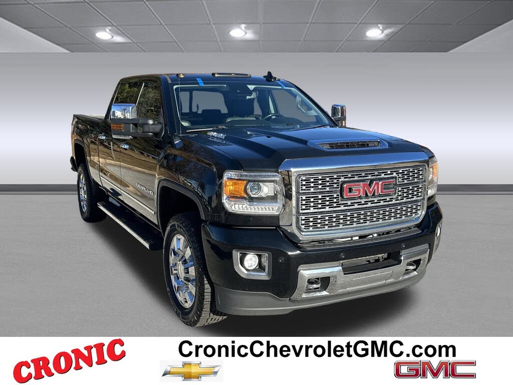 2019 GMC Sierra 2500HD Denali Crew Cab 4WD