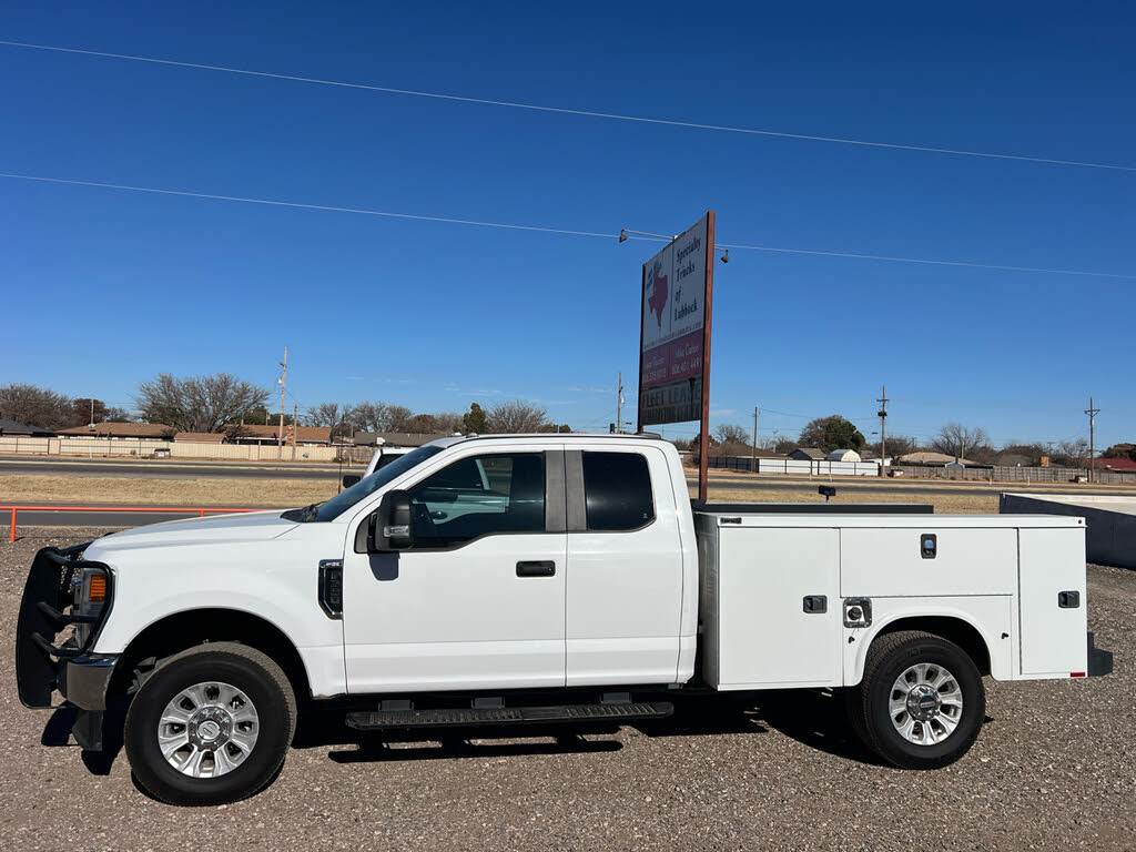2022 Ford F-350 Super Duty XL SuperCab LB 4WD