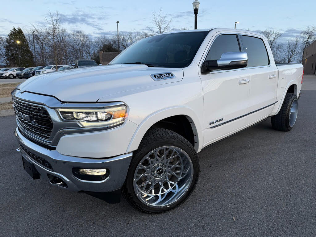 2023 RAM 1500 Limited Crew Cab 4WD
