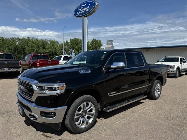 2024 RAM 1500 Limited Crew Cab 4WD