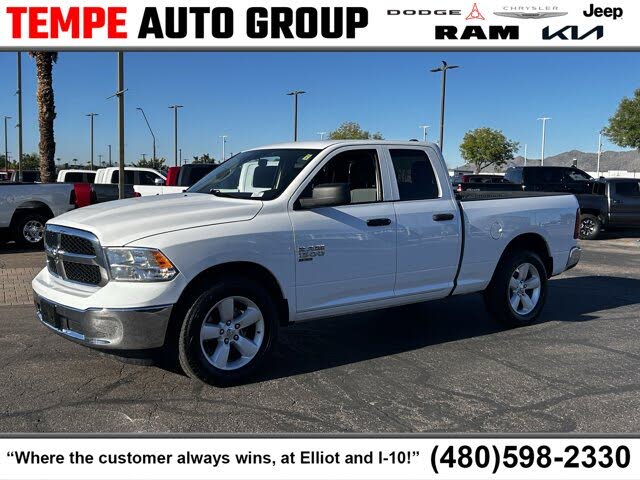 2024 RAM 1500 Classic SLT Quad Cab 4WD