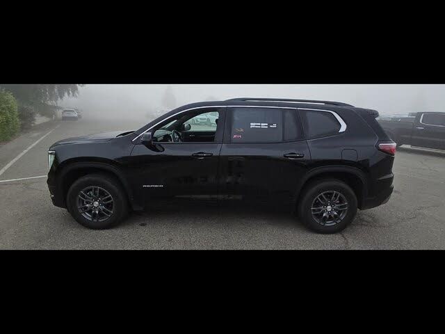 2025 GMC Acadia Elevation AWD