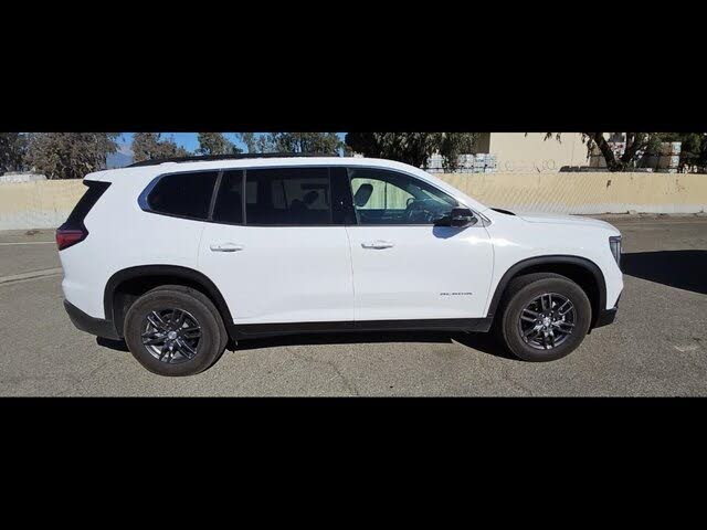 2025 GMC Acadia Elevation AWD