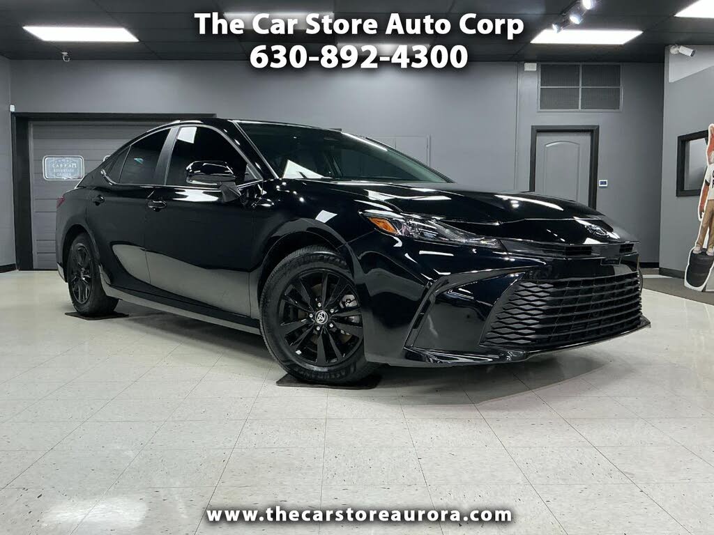 2025 Toyota Camry LE FWD