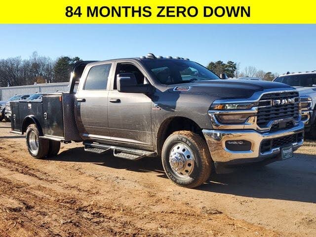 2026 RAM 3500 Chassis Tradesman Crew Cab LB DRW 4WD