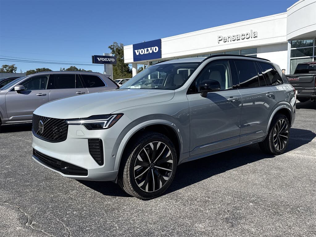 2026 Volvo XC90 B6 Ultra Dark 7-Passenger AWD