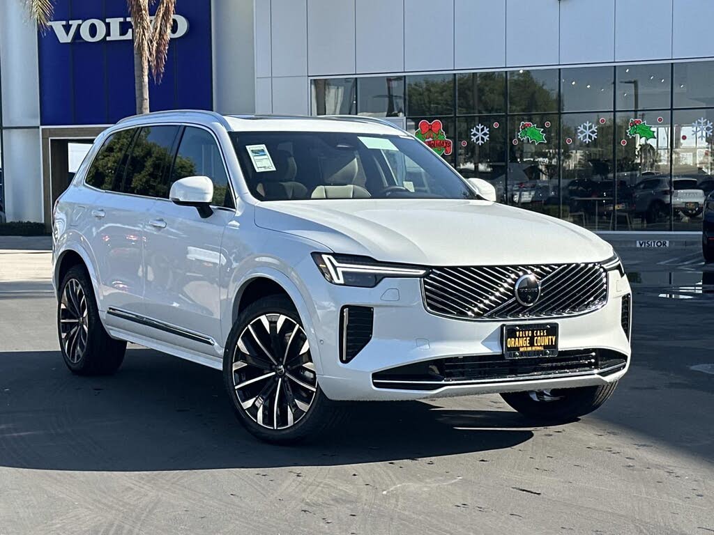 2026 Volvo XC90 B6 Plus 7-Passenger AWD