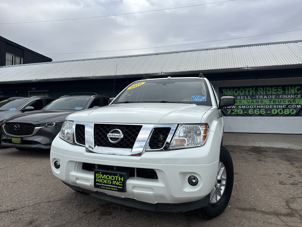 2016 Nissan Frontier SV Crew Cab 4WD