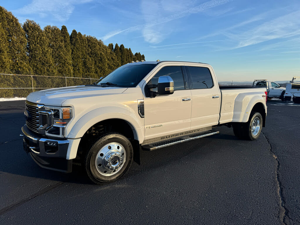 2020 Ford F-450 Super Duty Lariat Crew Cab LB DRW 4WD