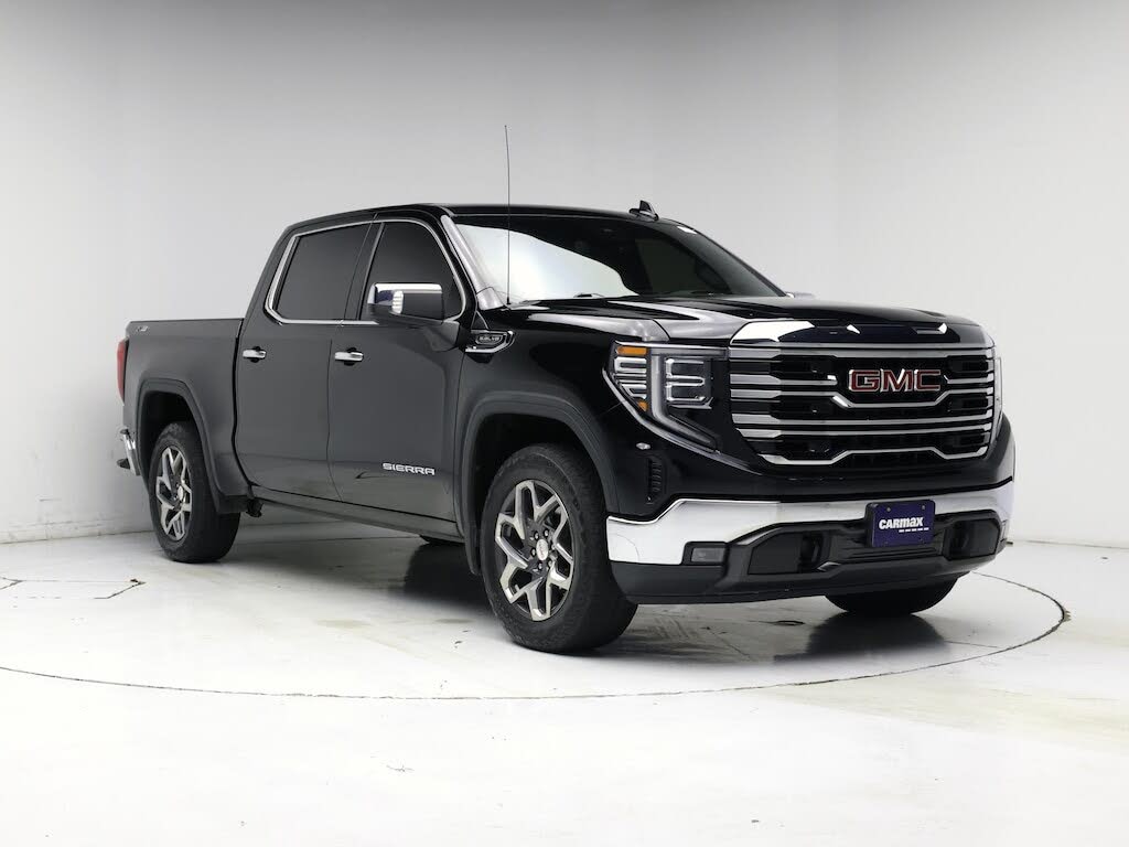 2022 GMC Sierra 1500 SLT Crew Cab 4WD