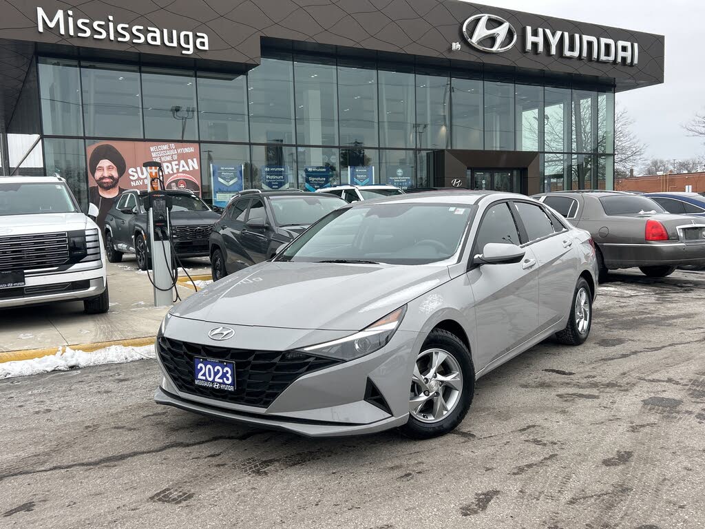 2023 Hyundai Elantra Essential FWD