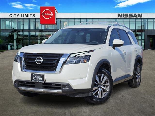2023 Nissan Pathfinder SL FWD