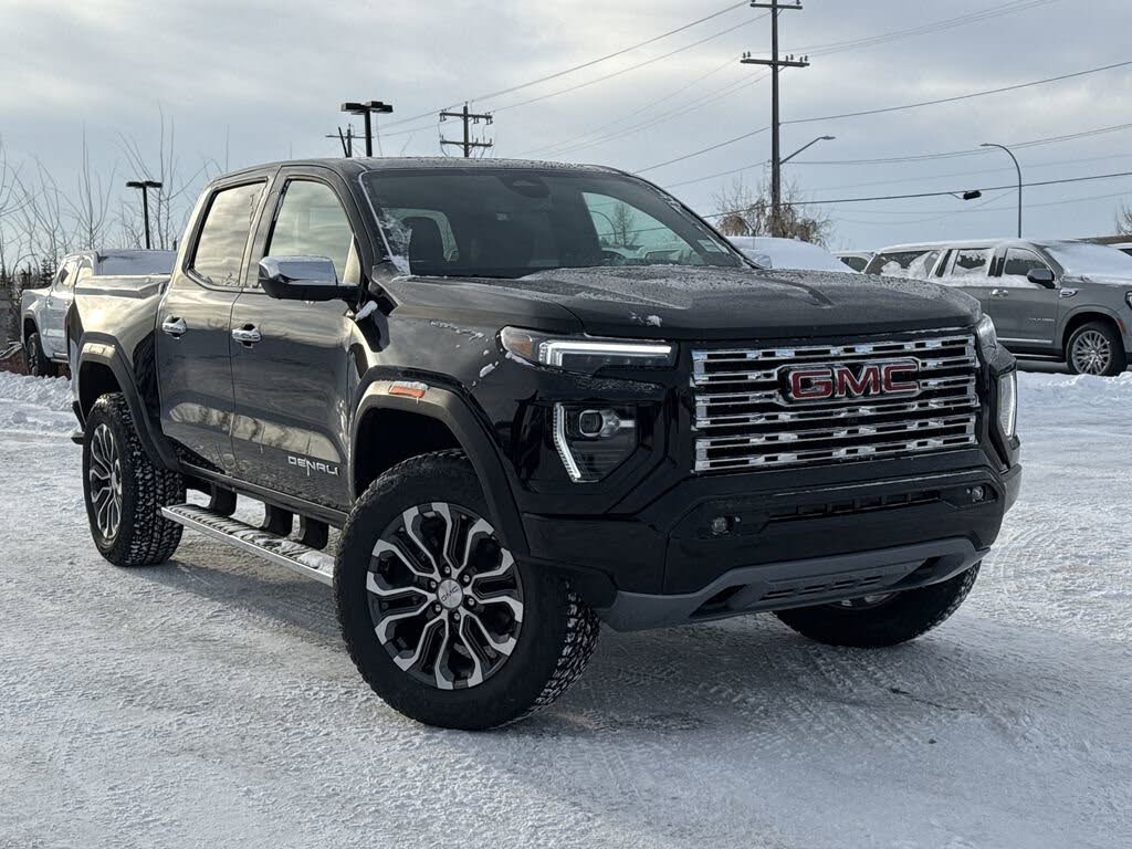 GMC Canyon Denali Crew Cab 4WD 2026
