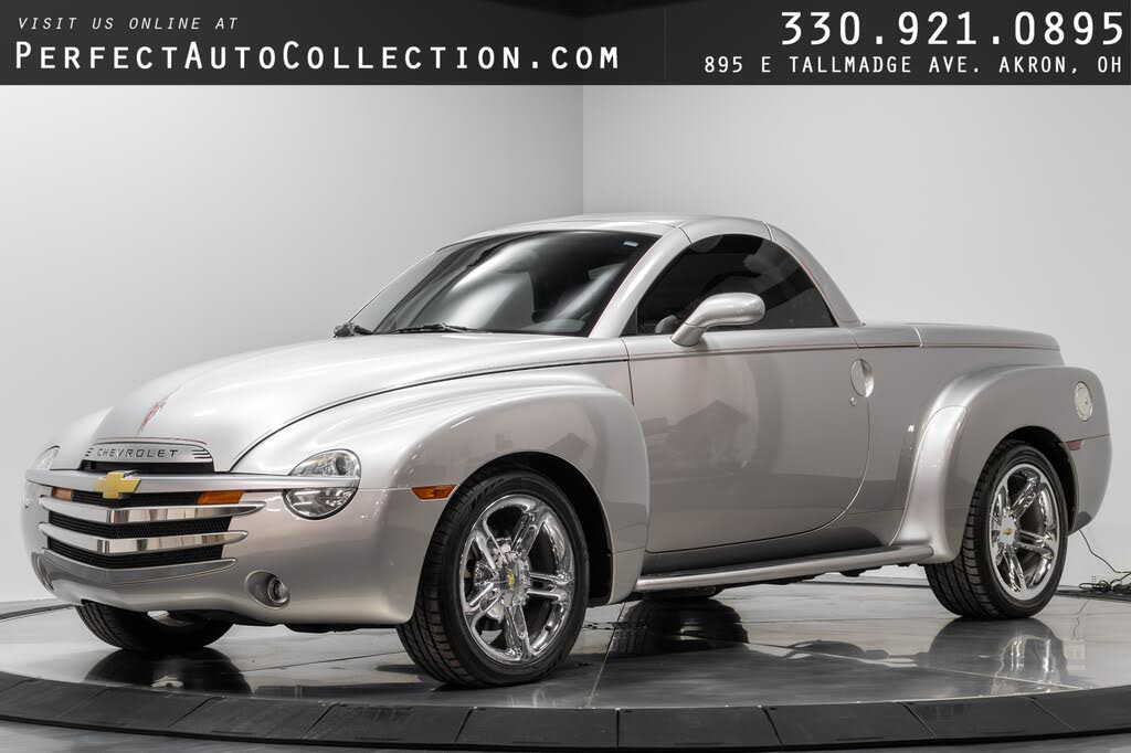 2005 Chevrolet SSR LS RWD