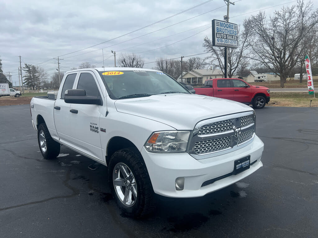 2014 RAM 1500 Express Quad Cab 4WD